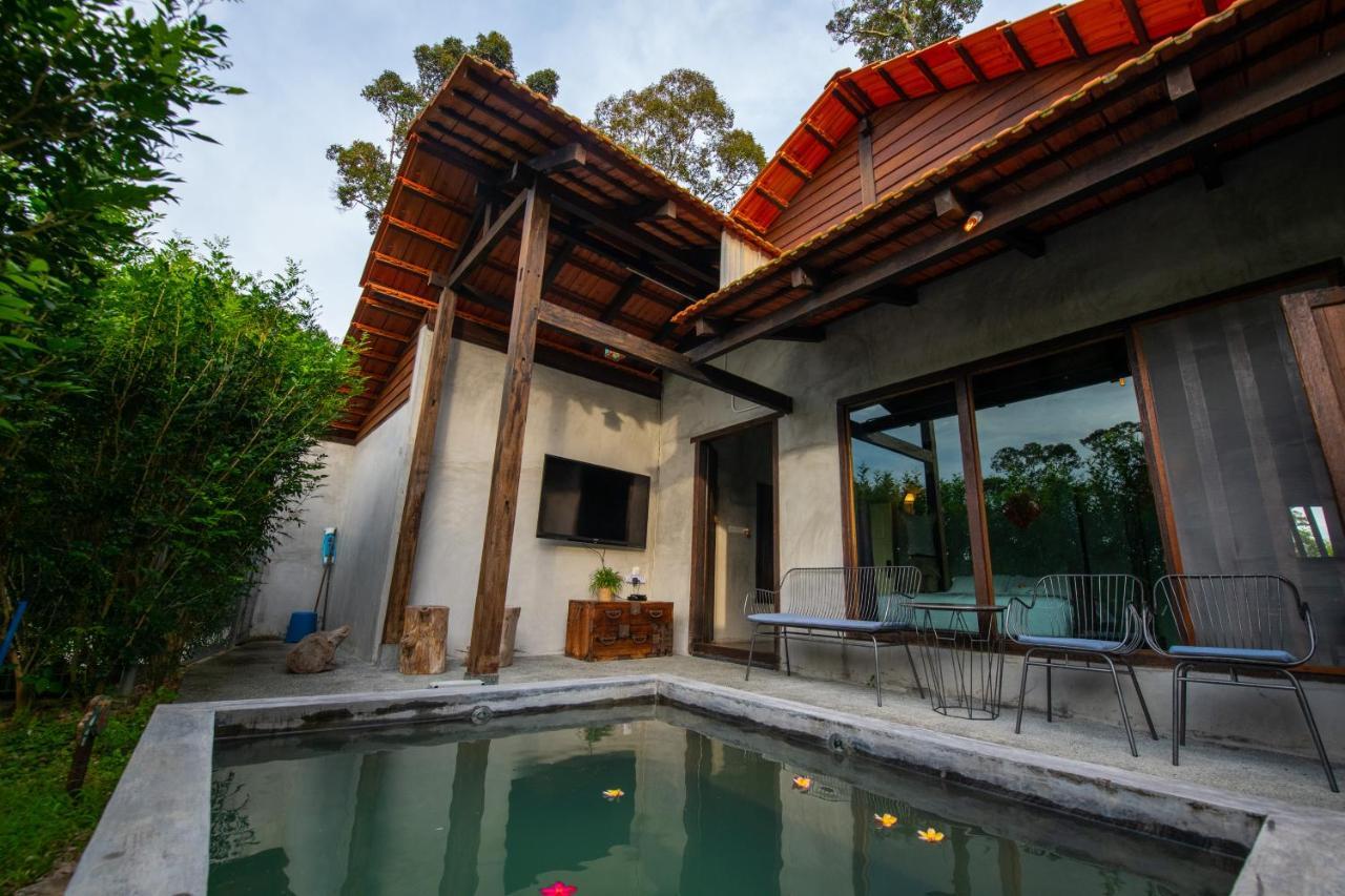 Nature Fruit Farm - Private Estate Balik Pulau Exterior photo
